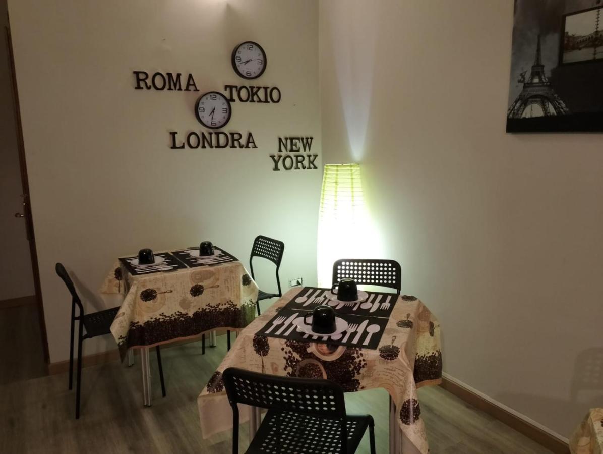 Hotel ELENA 1 Parma Buitenkant foto